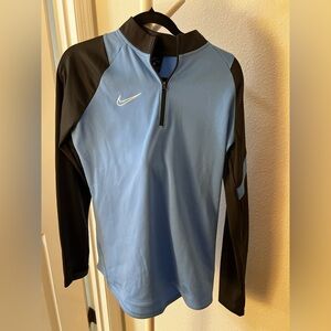 Nike Dri-FIT Black and Blue Pullover size M